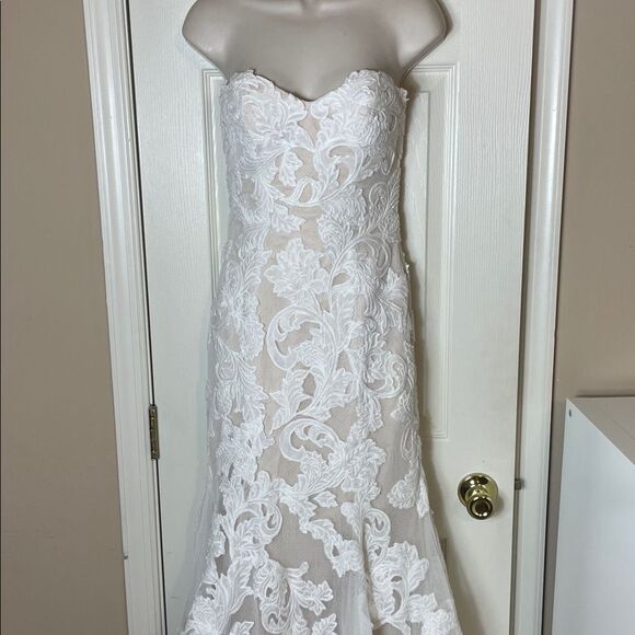 Watters Bridal Elegant Lace Strapless Gown NWOT - Picture 6 of 14